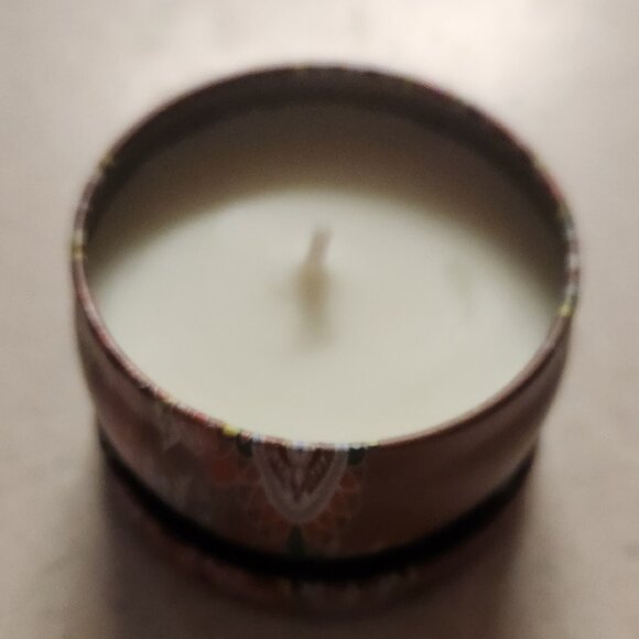 Decorative Cream Candle in Holder - Picture 1 of 5